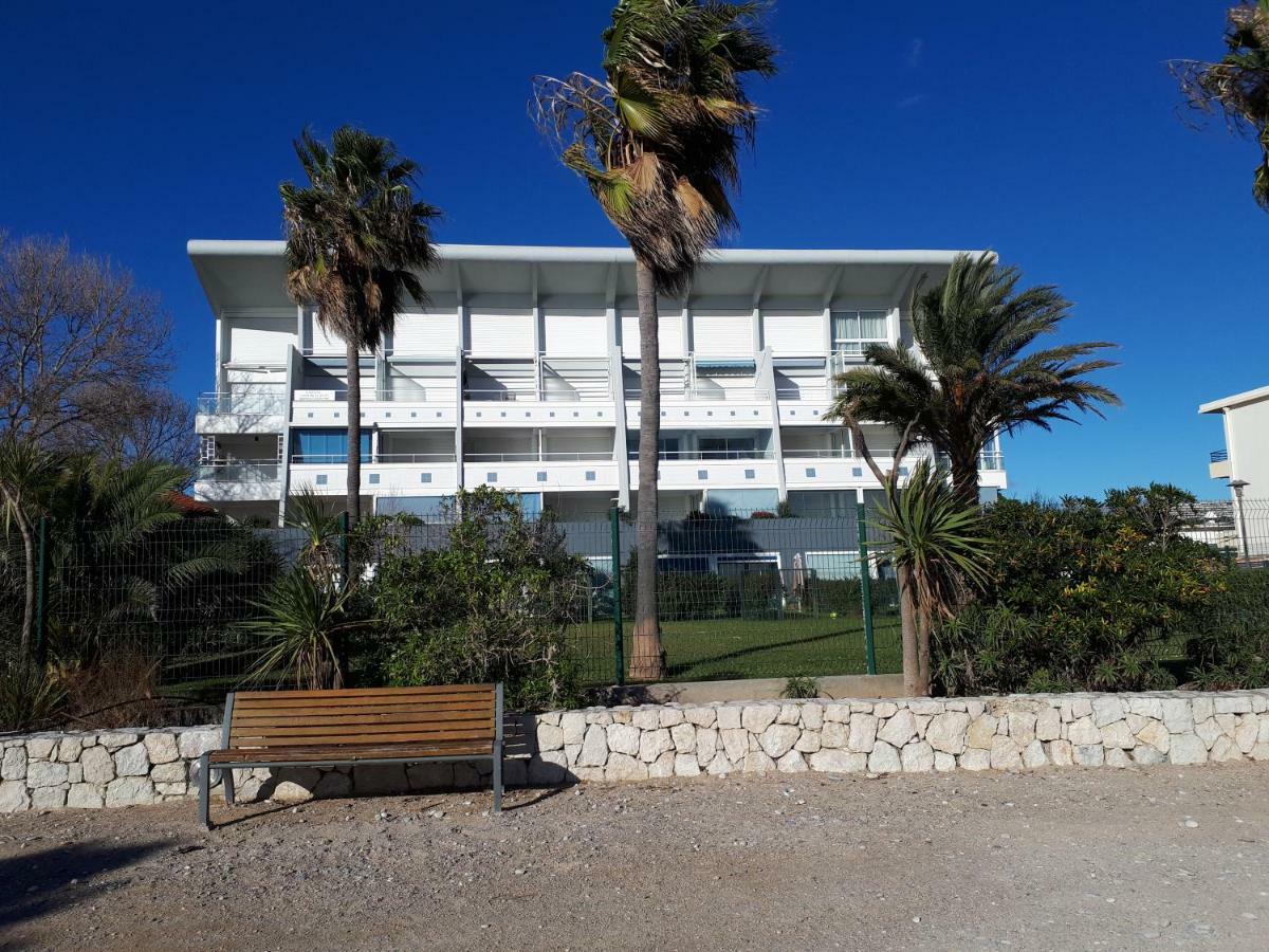 F2 Immeuble Les Pieds Dans L'Eau Apartment Villeneuve-Loubet Luaran gambar