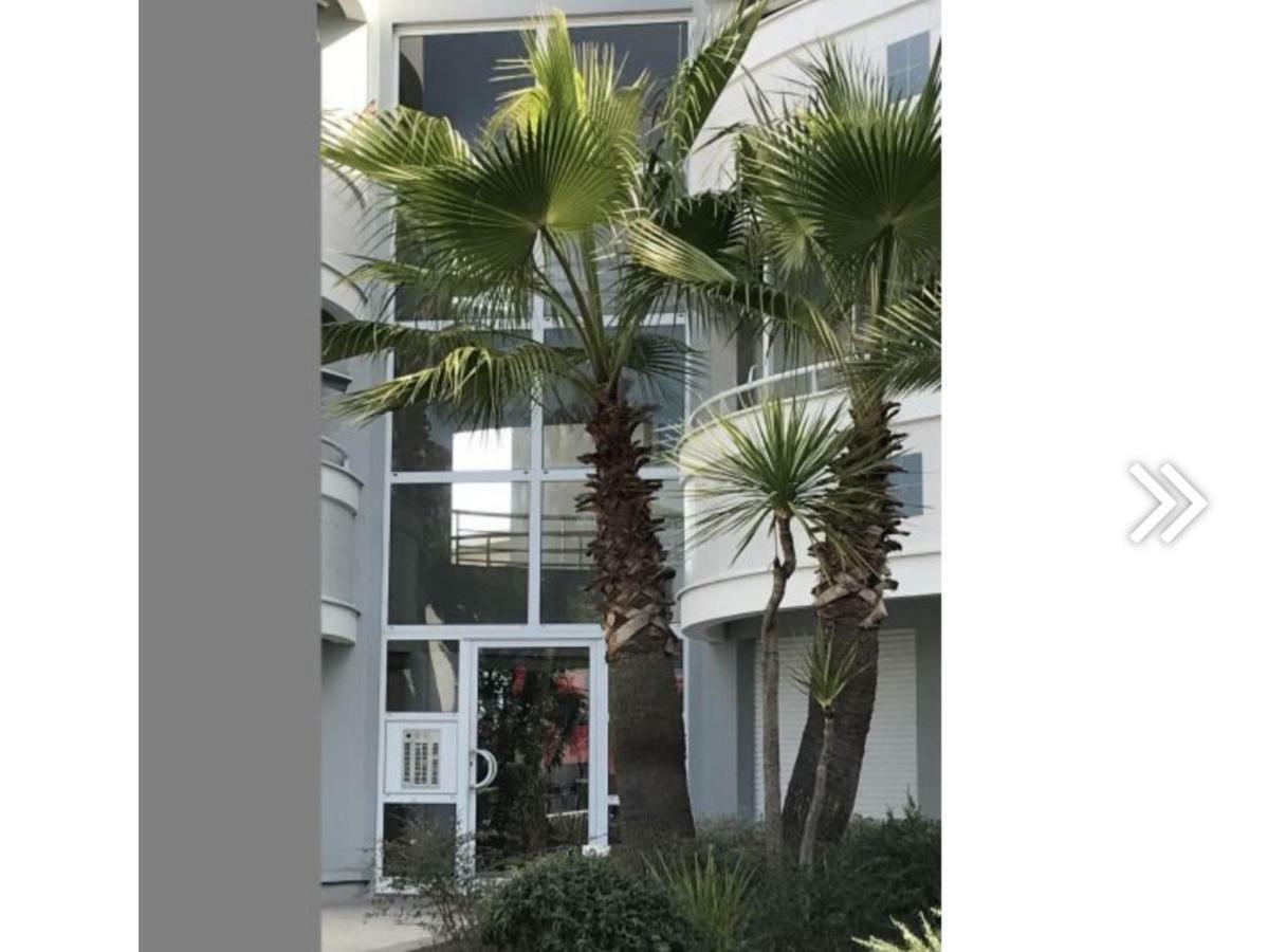 F2 Immeuble Les Pieds Dans L'Eau Apartment Villeneuve-Loubet Luaran gambar